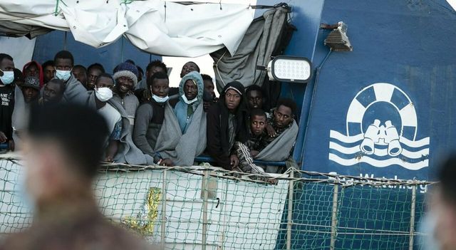 Giudici liberano migrante, 'misure governo illegittime'