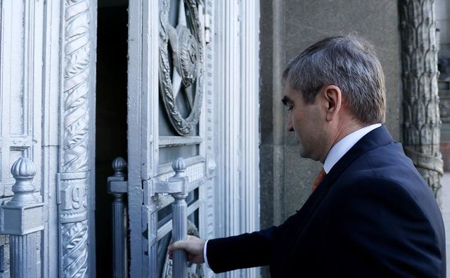 Cотрудника посольства Молдовы в России объявили персоной нон грата