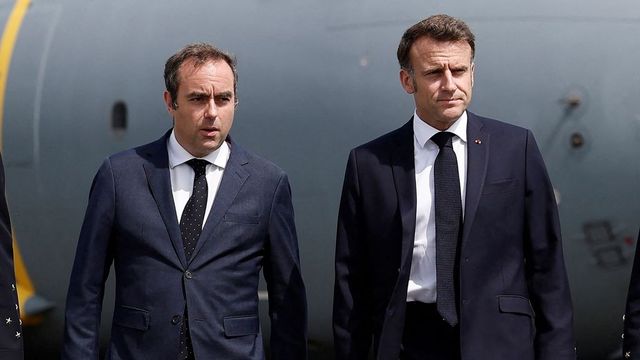 Emmanuel Macron invites heads of political parties in France as he searches for next Prime Minister
