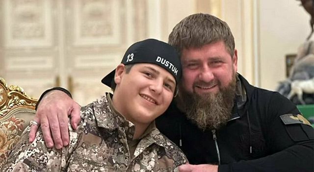Ramzan Kadyrov nomina il figlio 15enne Adam a capo dei servizi di sicurezza ceceni