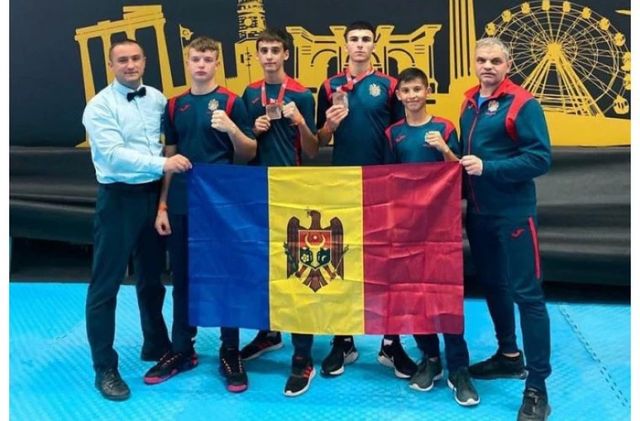 Luptătorii moldoveni de box thailandez muaythai au cucerit două medalii de bronz la Campionatul Mondial de tineret