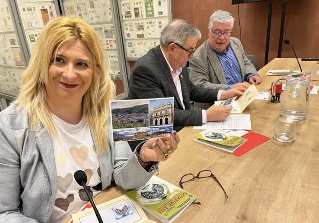 El PSOE niega tener en nómina a la militante que negoció con imputados contra la «Camorra» de la UCO