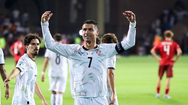 Az első dollármilliárdos focista lett Cristiano Ronaldo