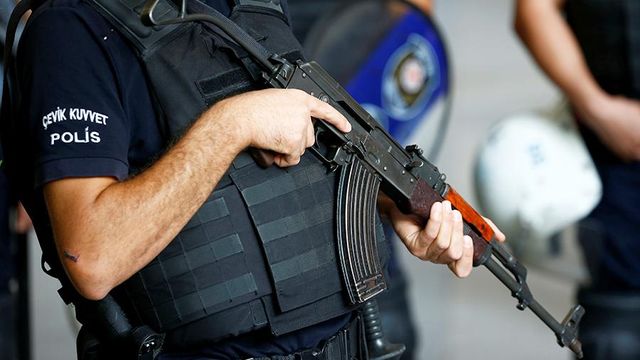 Турция депортировала во Францию одиннадцать боевиков