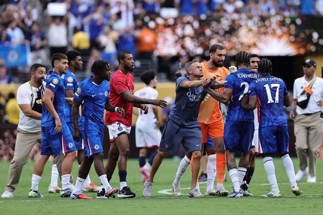 Luis Enrique în centrul unui scandal la finala cu Chelsea