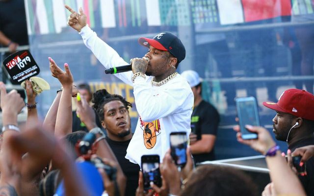 Rapperul Tory Lanez, condamnat la 10 ani de închisoare după ce a împușcat-o pe Megan Thee Stallion