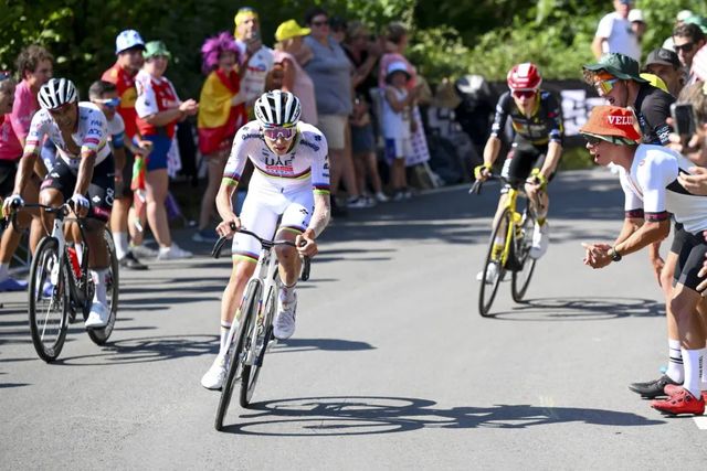 Evenepoel si ritira dal Tour de France