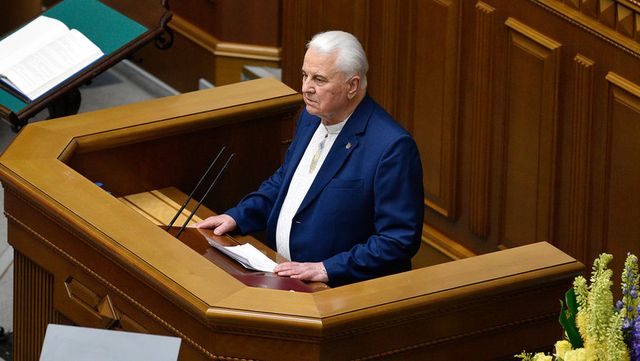 Кравчук не поддержал формулировку об ”особом статусе” для Донбасса