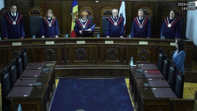 Curtea Constituțională a dat aviz pozitiv pentru organizarea referendumului constituțional de aderare la UE