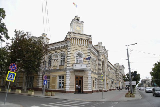 Două direcții ale Consiliului Municipal Chișinău au fuzionat