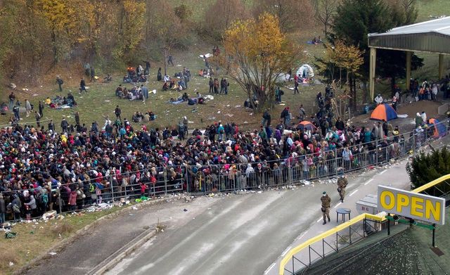 Európa-szerte elutasítják az illegális migrációt