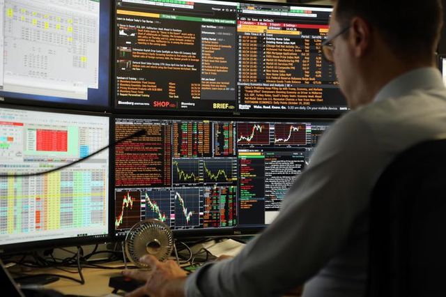 Borsa: l'Europa consolida il rialzo, Milano allunga a +1,4%