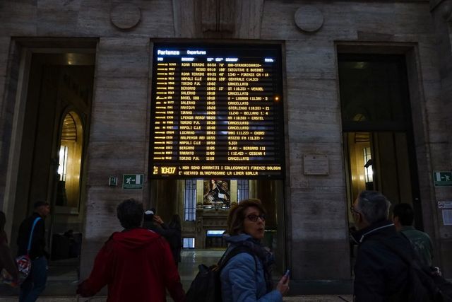 Linea Alta Velocità interrotta tra Bologna e Firenze