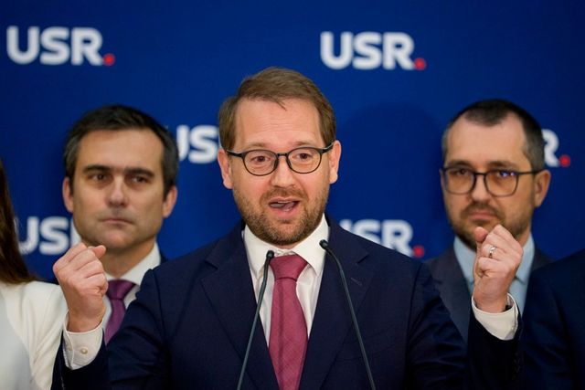 Începe votul online pentru alegerea președintelui USR