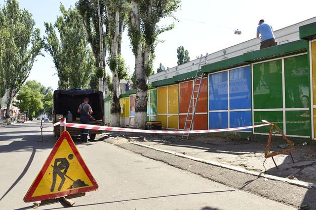 Gheretele din strada Armenească, în perimetrul Pieții Centrale, sunt evacuate