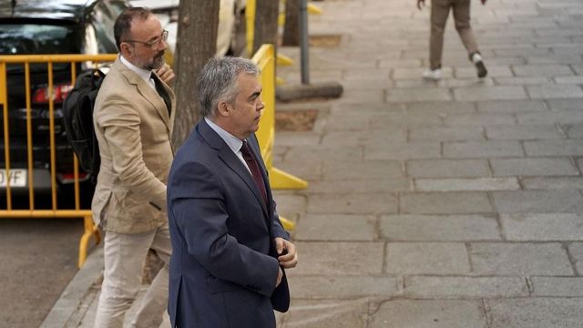 El juez abre una pieza separada para investigar a Cerdán y Ábalos por adjudicaciones ilícitas