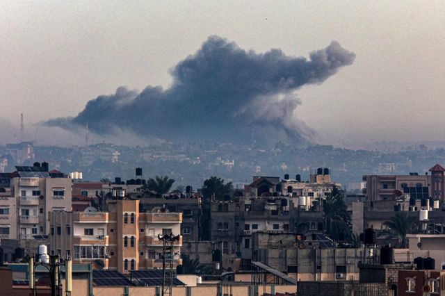 Küszöbön az újabb tűzszünet, szerdán Egyiptomban tárgyal a Hamász vezetője
