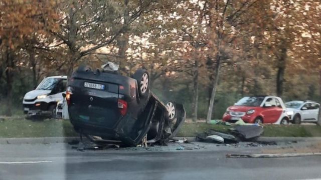 Cinci oameni încarcerați într-un accident cu șapte victime, pe Șoseaua Gării Cățelu din București
