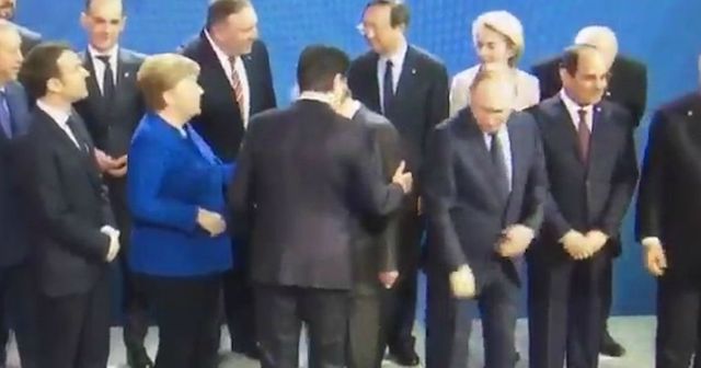 Conferenza di Berlino, il premier Conte non trova un posto in prima fila