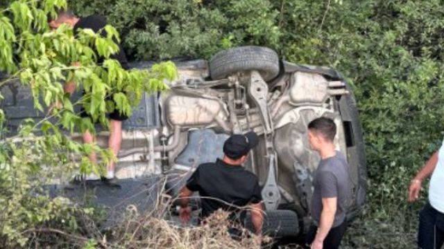 Accidentul grav din Grătiești: Bebelușul din mașina răsturnată ieri în șanț a fost transportat la spital. Detalii de la Poliție