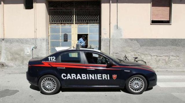 Perugia, posta foto delle botte: arrestato compagno