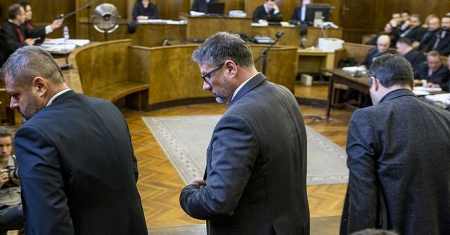 325 millió forint állami és EU-támogatást kapott eddig a Simonka-per elsőrendű vádlottja
