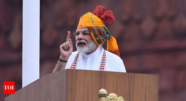 PM Modi Says Wealth Creators Should Not be Eyed with Suspicion, Must be Respected