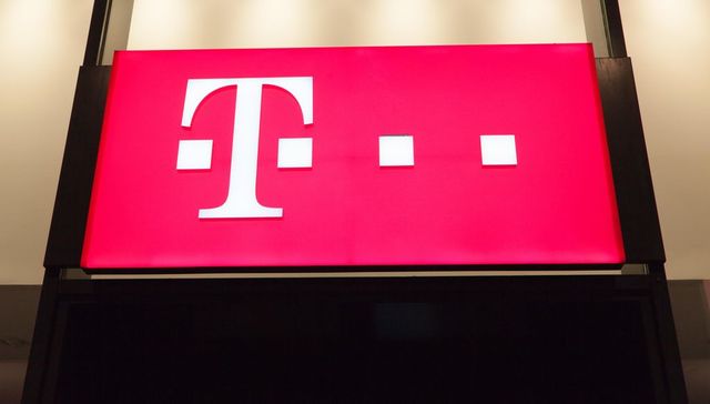 Se vinde rețeaua Telekom și compania părăsește piața din România