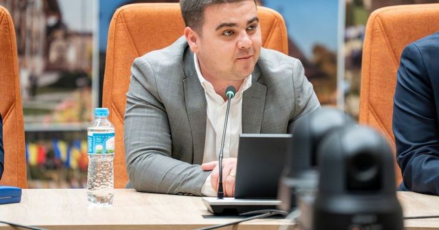 Scrisoare deschisă premierului Bolojan și Guvernului, semnată de zeci de aleși locali din Suceava