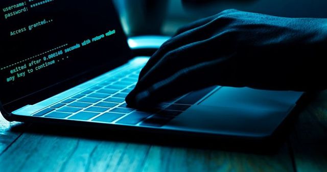Mai multe instituții publice și private din România, atacate de malware-ul de tip bancar Emotet