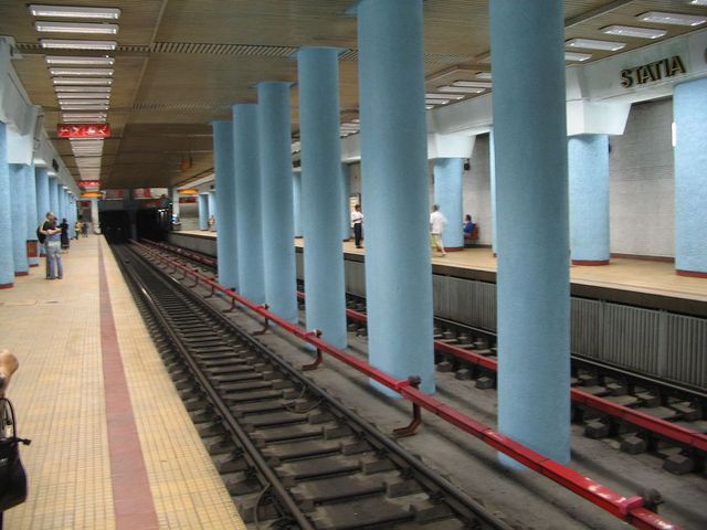Intrarea de la stația de metrou Obor s-a redeschis mai devreme
