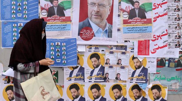 Iran, urne aperte per le elezioni legislative