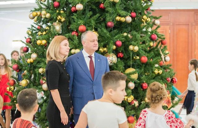 Воспитанники приютов побывали сегодня в гостях у президента страны