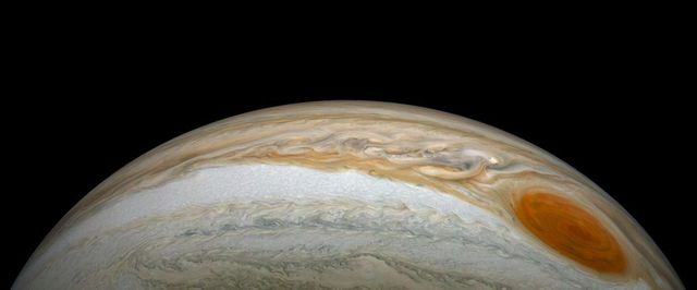 Vizet találtak a Jupiter légkörében