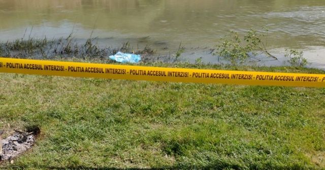 Cadavrul unui bărbat a fost descoperit în albia râului Cavnic