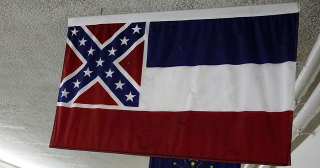 Stát Mississippi odstraní ze své vlajky znak Konfederace