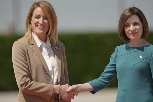 Roberta Metsola a semnat documentul prin care UE acordă încă 145 de milioane de euro pentru R. Moldova