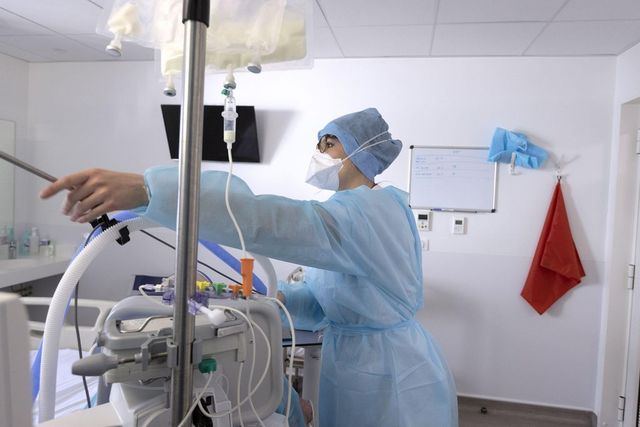 Cel puțin trei pacienți au murit după ce au rămas fără oxigen la Spitalul Victor Babeș din București