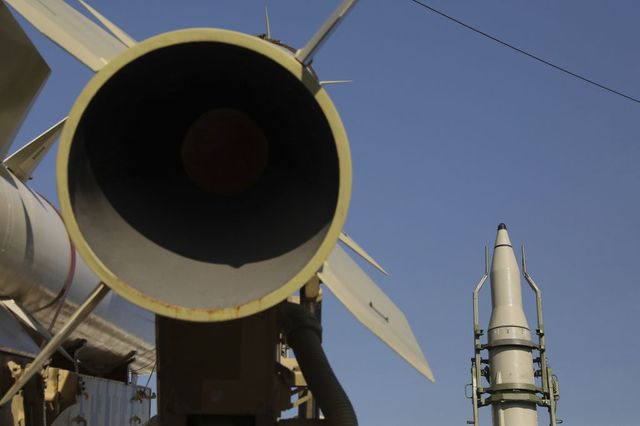 'Israele si prepara ad attaccare le centrali nucleari in Iran'