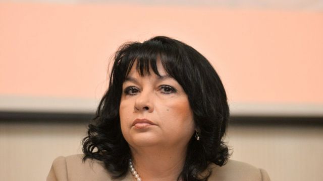 Петкова нямала отношение към продажбата на ЧЕЗ