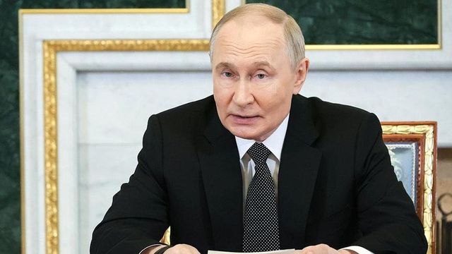 Putin pronto a incontrare Zelensky per negoziati finali sul conflitto
