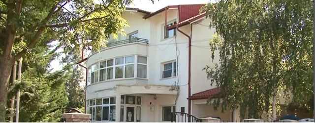 Sediul Poliției Cornu, spart de hoți în mijlocul nopții