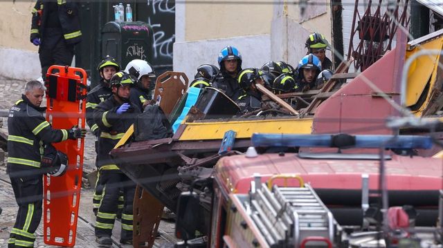 Nincs magyar áldozata vagy sérültje a lisszaboni siklóvasút-balesetnek