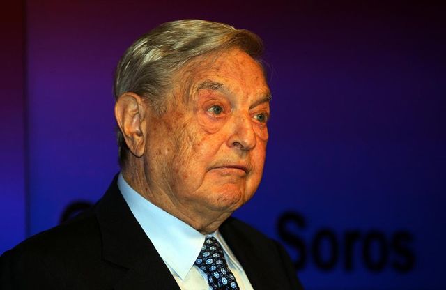 George Soros cede il controllo del suo impero da 25 miliardi di dollari al figlio Alex