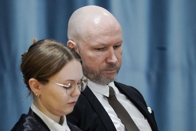 Breivik fa di nuovo causa alla Norvegia per le condizioni in carcere