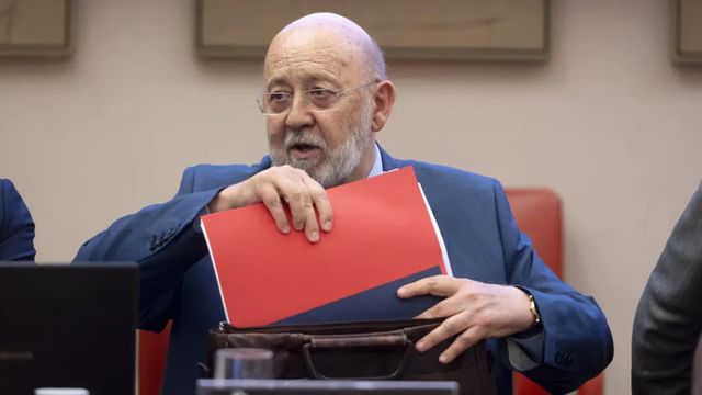 El PP logra con Vox y Junts que el Congreso tramite su ley 'antiTezanos'