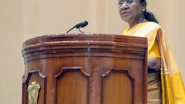 President Droupadi Murmu arrives in Thiruvananthapuram for a four-day Kerala visit