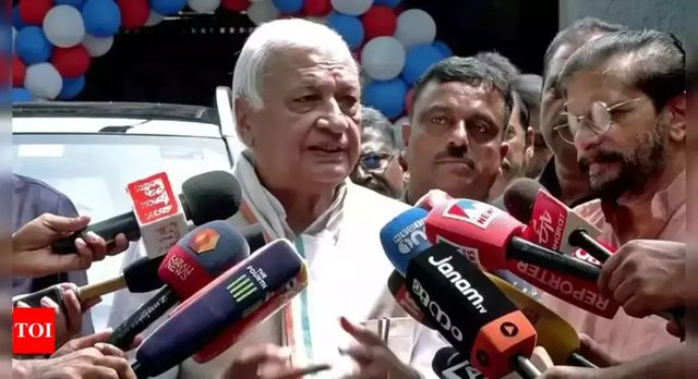 Kerala governor OKs 1 Bill, reserves 7 for President nod