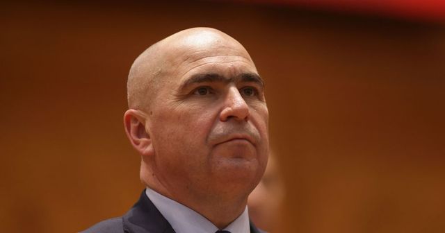 Bolojan începe tăierile la Guvern și vrea mai multe concursuri pentru angajați: personalul ar putea fi redus cu 30-40%