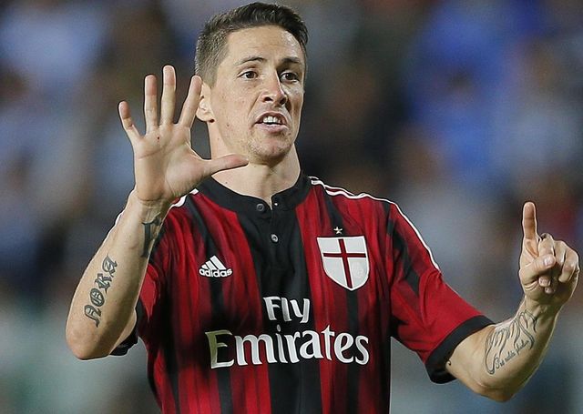 Fernando Torres annuncia l'addio al calcio